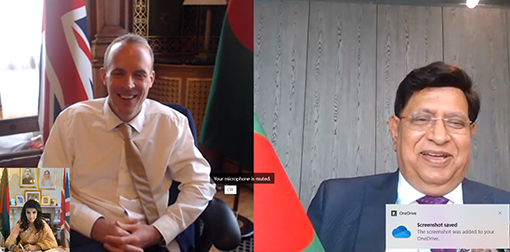 Photo of Foreign Minister Dr. Momen requests British Foreign Secretary Dominic Raab to remove Bangladesh from red-listing