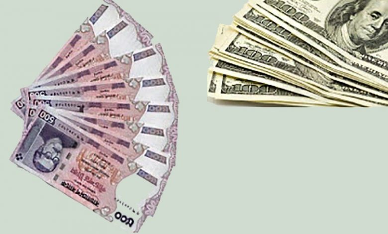 Photo of ঢাকায় ডলারের বাজারে আগুন: প্রতি ডলার ব্যাংকে ৯৪ আর খোলাবাজারে ১১২ টাকা